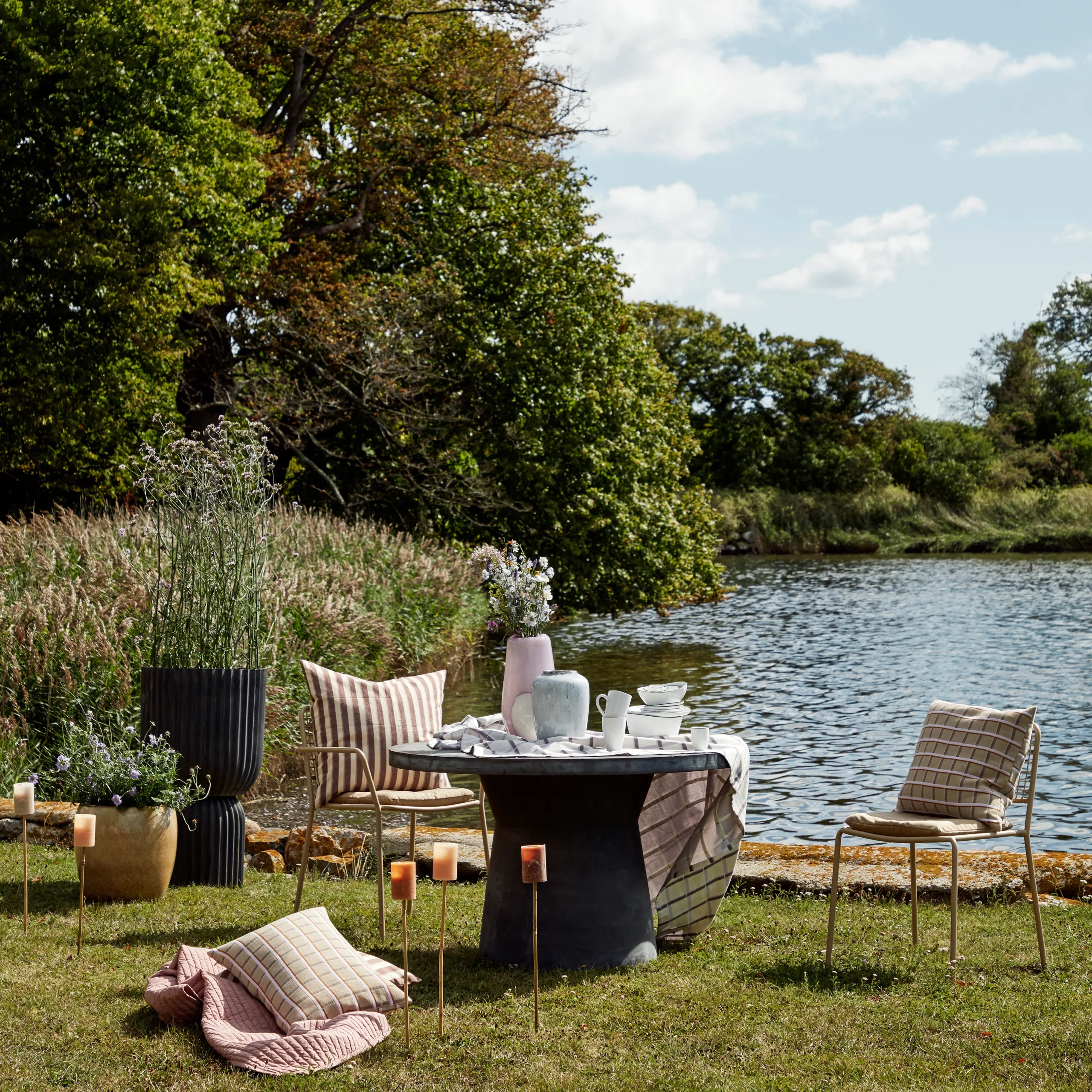 Broste Copenhagen Mantel Zappa 160x200 Cm 3 Broste Copenhagen Mantel Zappa 160x200 Cm - Imagen 3