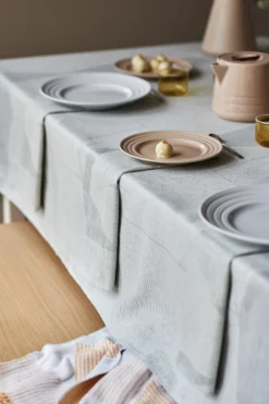 4 Servilletas Metric 47x47 Cm 8 4 Servilletas Metric 47x47 Cm -Tiendas De Vajillas Seleccionadas 503114 01 40 EnvironmentImage 39d4858c0d