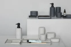 Serax Bandeja Rectangular Cose M 16,2x19,2 Cm 3 Serax Bandeja Rectangular Cose M 16,2x19,2 Cm -Tiendas De Vajillas Seleccionadas 570915 01 10 EnvironmentImage 9f09bc0896