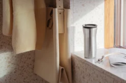 Eva Solo Taza Termo Portátil City To Go 0,35 L 5 Eva Solo Taza Termo Portátil City To Go 0,35 L -Tiendas De Vajillas Seleccionadas 577165 01 5 EnvironmentImage 15e260a42f